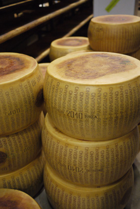 tour fromage parmesan